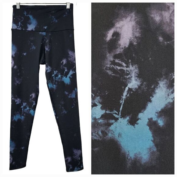 Soma S/M Onzie Hot Yoga Flow High Rise Midi Legging Night Swim Capri Activewear - Picture 1 of 8